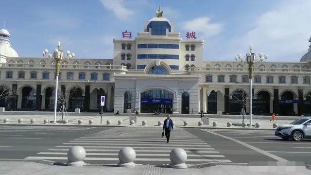 義烏市到白城物流專線-會(huì)展項(xiàng)目貨物運(yùn)輸專...「價(jià)格實(shí)惠」